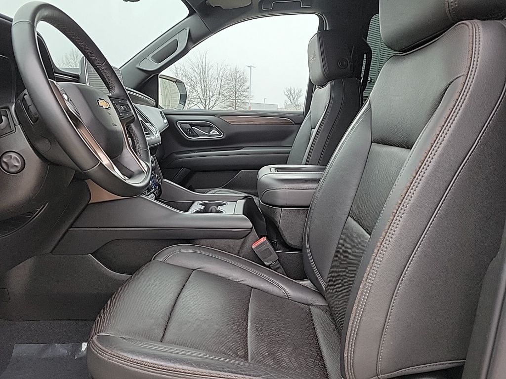 Thumbnail: 2023 Chevrolet Tahoe - 15