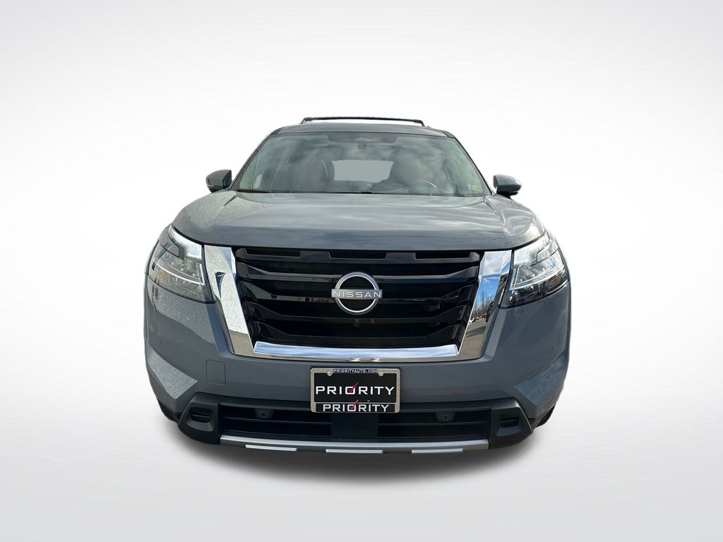 Thumbnail: 2025 Nissan Pathfinder - 8