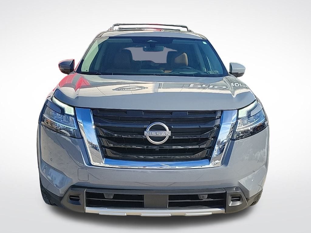 Thumbnail: 2023 Nissan Pathfinder - 9