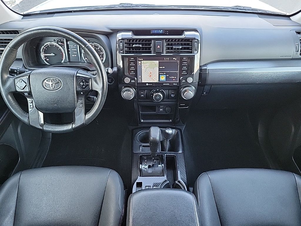 Thumbnail: 2020 Toyota 4Runner - 21