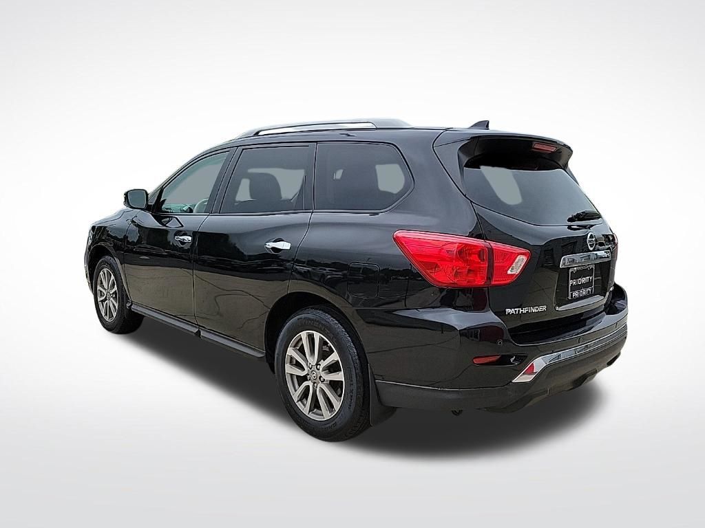 Thumbnail: 2019 Nissan Pathfinder - 3