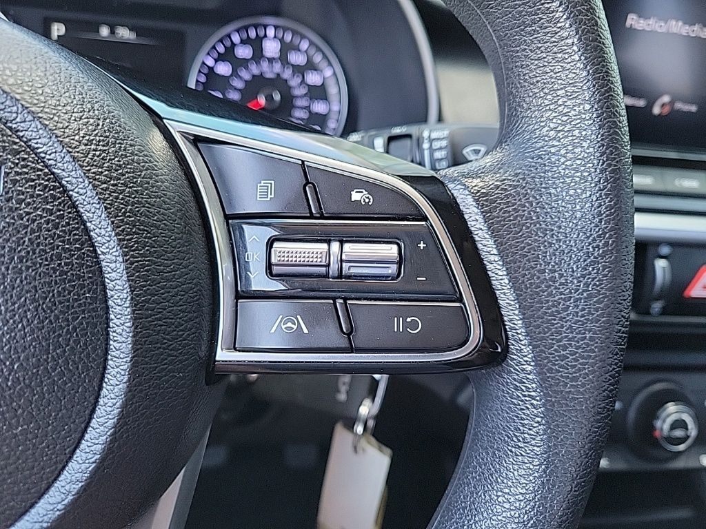 Thumbnail: 2023 Kia Forte - 20