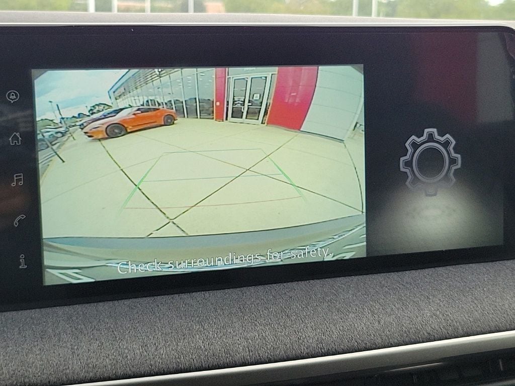 Thumbnail: 2025 Nissan Kicks - 24