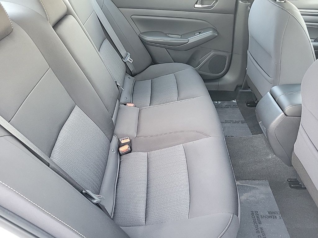 Thumbnail: 2020 Nissan Altima - 14