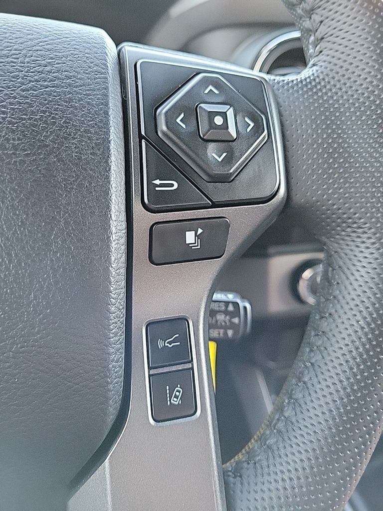 Thumbnail: 2021 Toyota Tacoma - 30