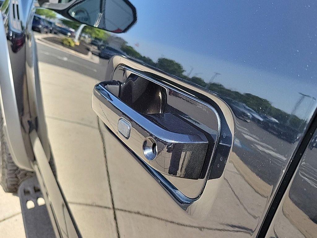 Thumbnail: 2019 Ford F-150 - 10