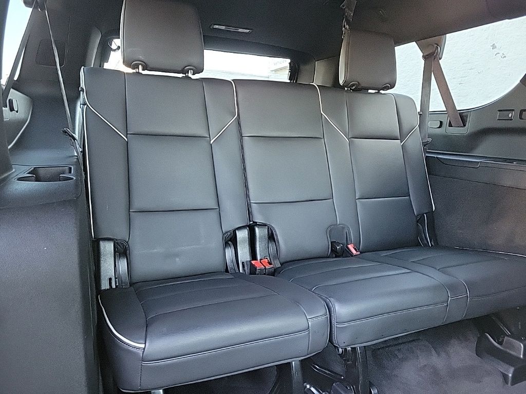 Thumbnail: 2023 Cadillac Escalade - 18