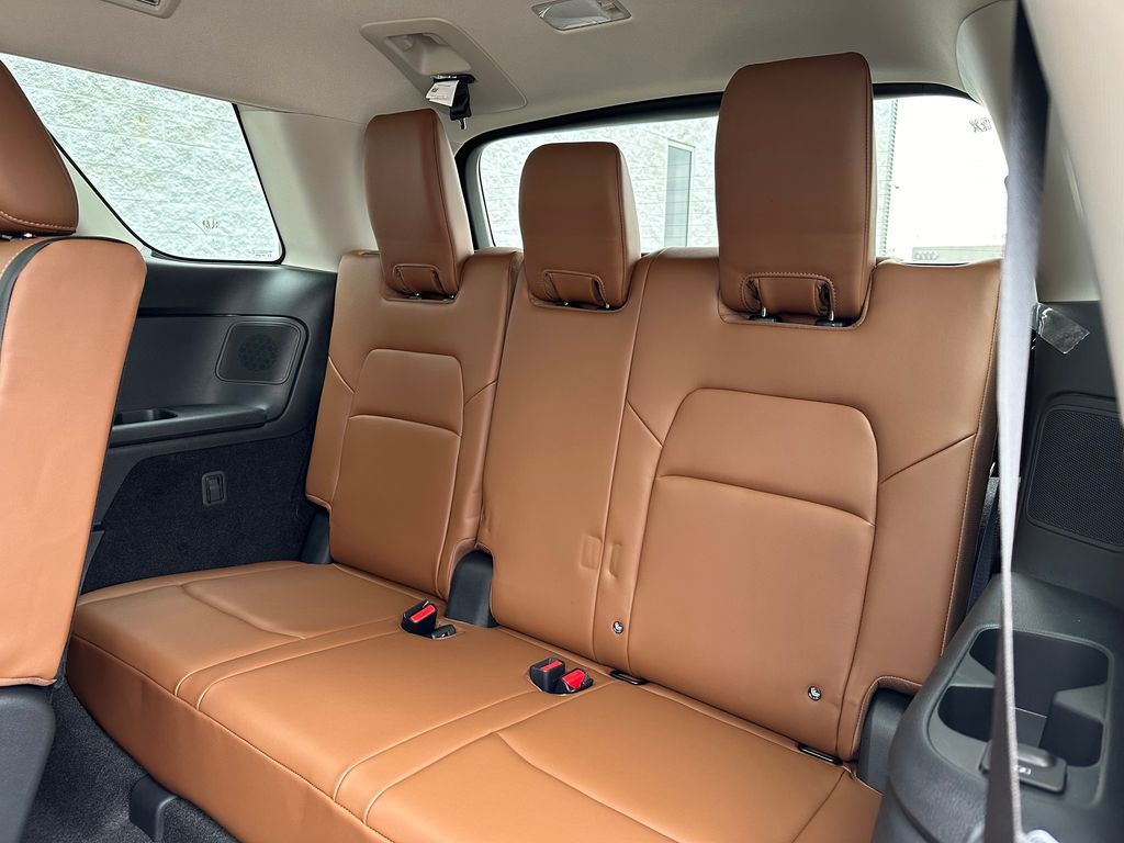 Thumbnail: 2025 Nissan Pathfinder - 25
