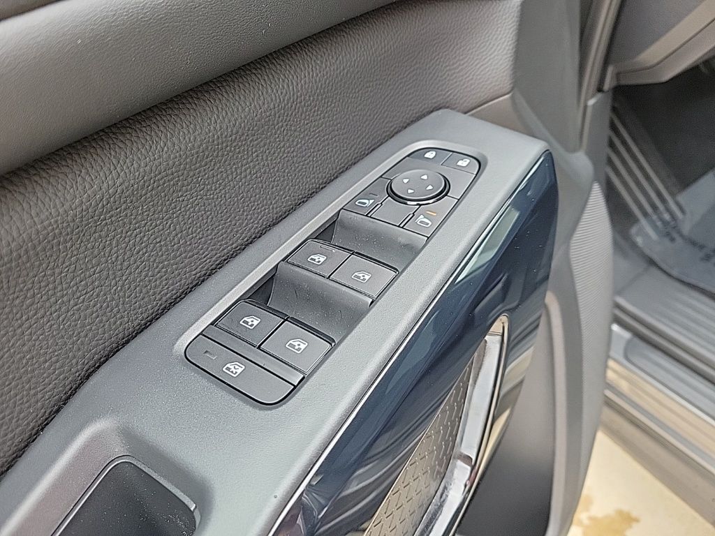 Thumbnail: 2026 Nissan Pathfinder - 32