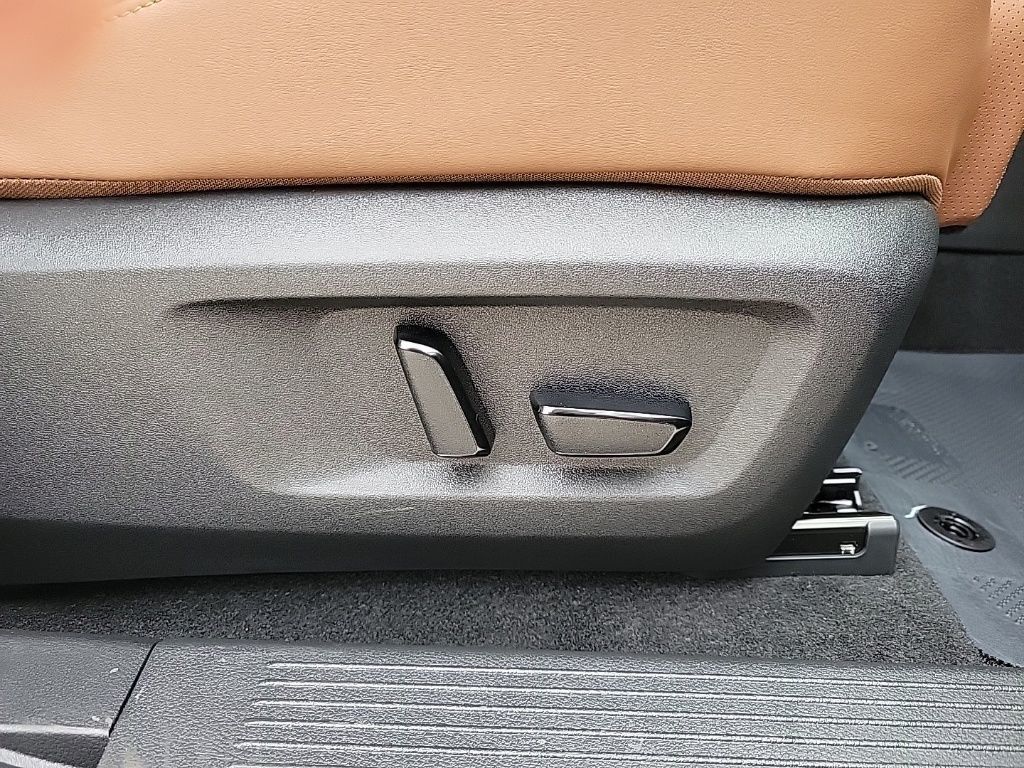 Thumbnail: 2026 Nissan Rogue - 16