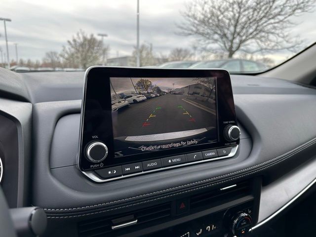 2025 Nissan Rogue SV 20