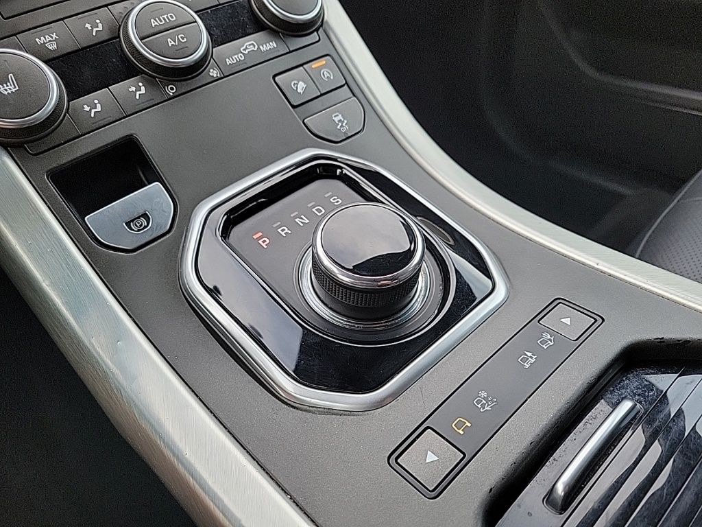 Thumbnail: 2017 Land Rover Range Rover Evoque - 29