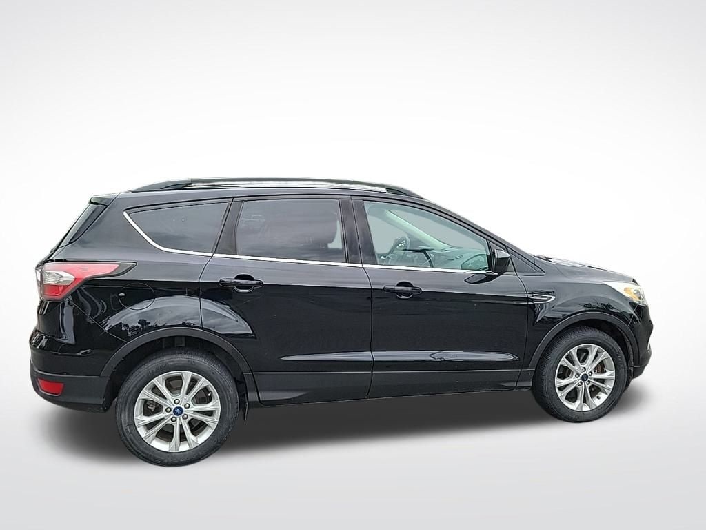 Thumbnail: 2017 Ford Escape - 6