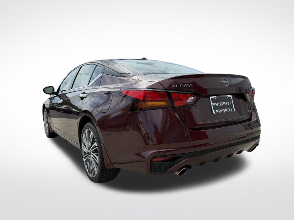 Thumbnail: 2024 Nissan Altima - 2