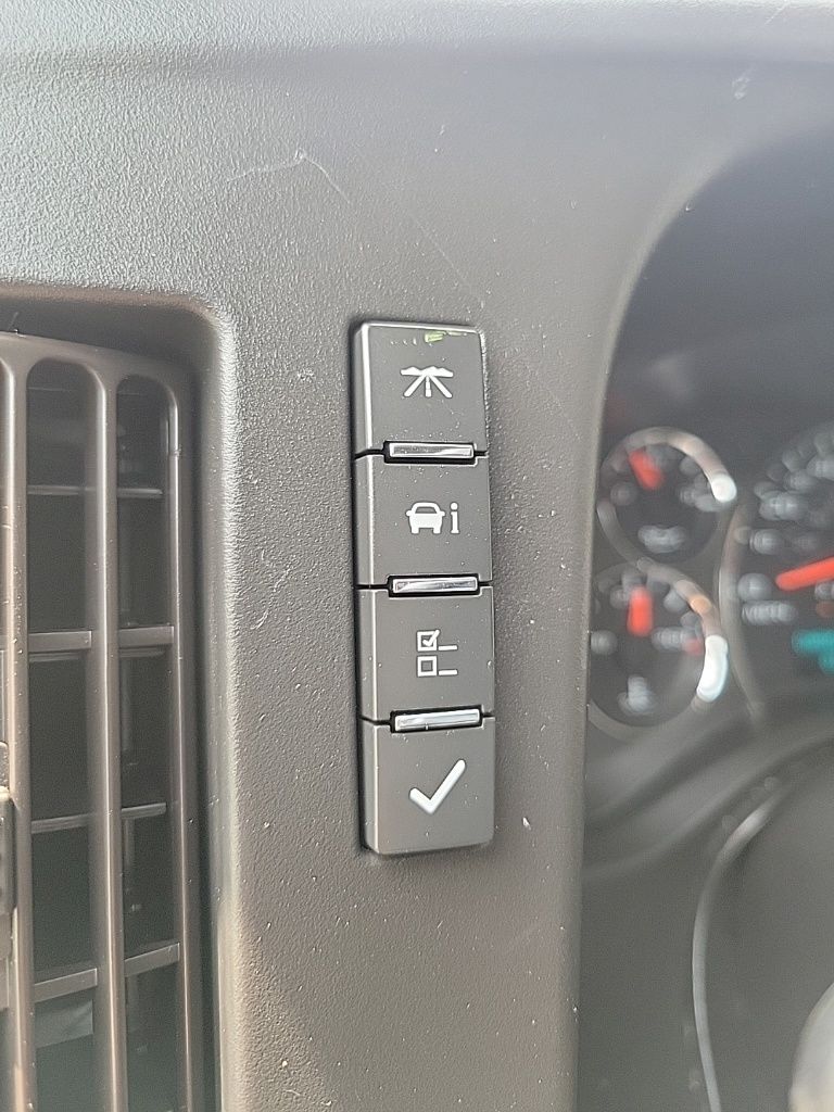 2020 Chevrolet Express 2500 19