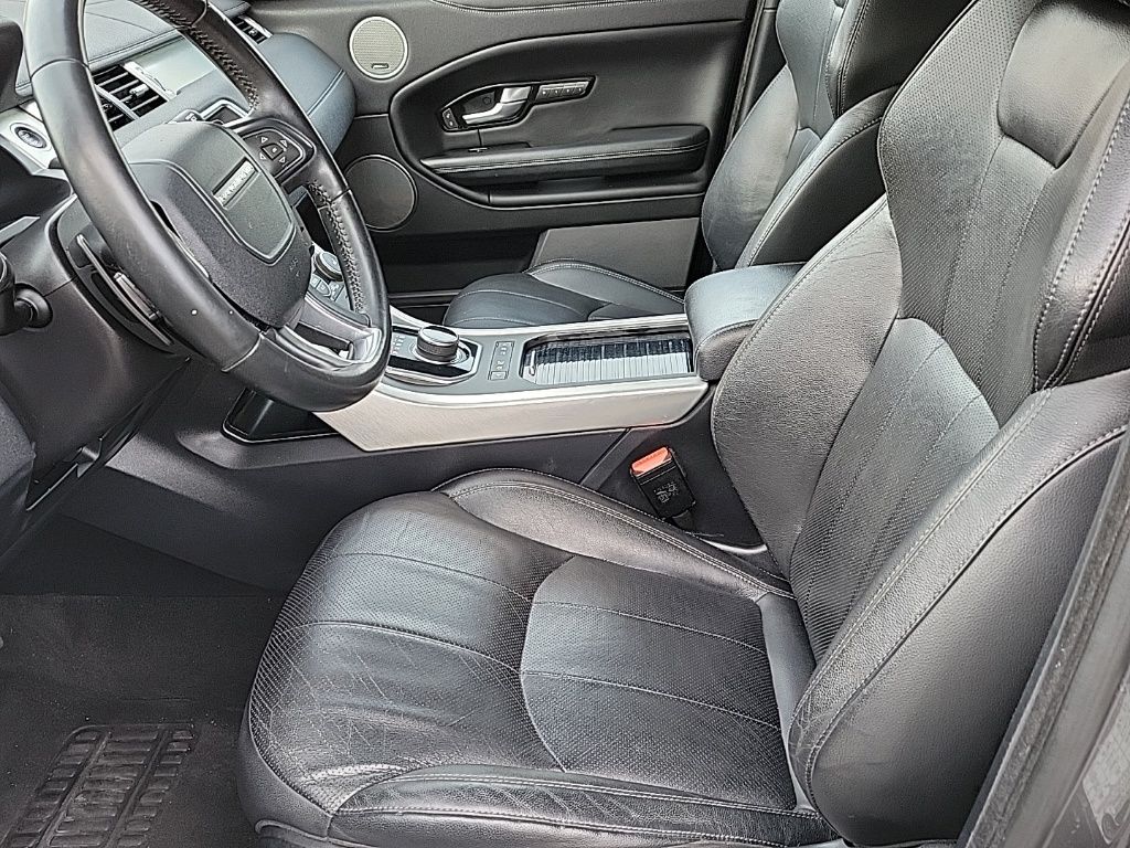 Thumbnail: 2017 Land Rover Range Rover Evoque - 11