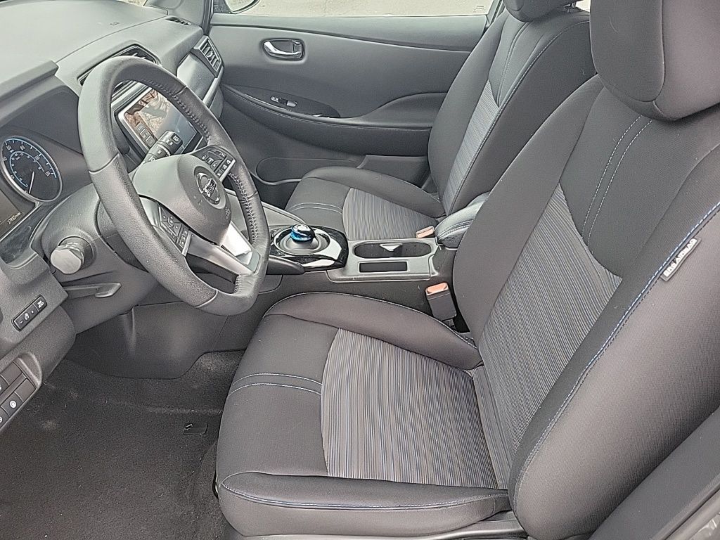 Thumbnail: 2021 Nissan Leaf - 8