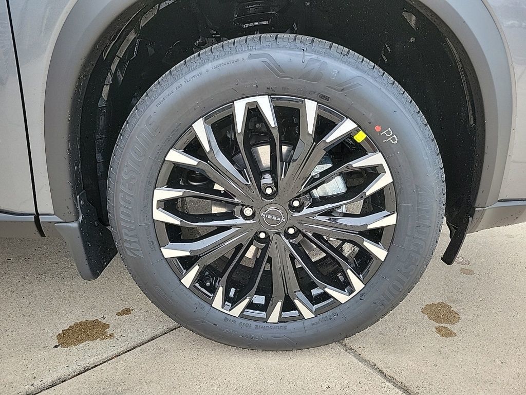 Thumbnail: 2026 Nissan Rogue - 9