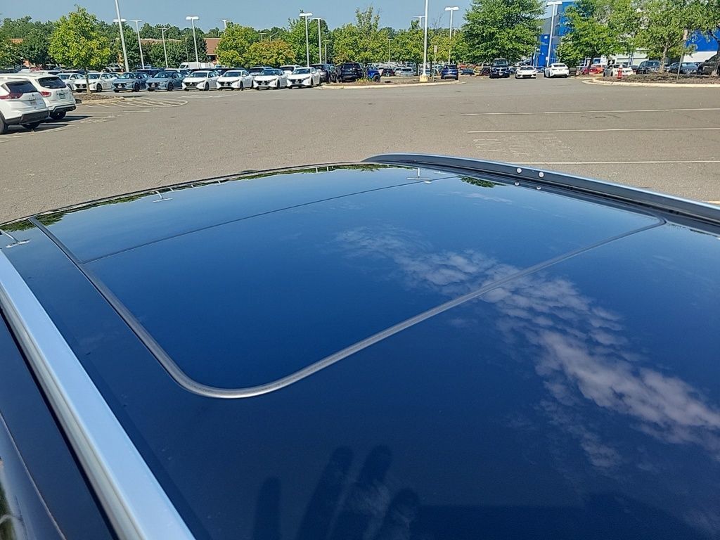 Thumbnail: 2025 Nissan Kicks - 12