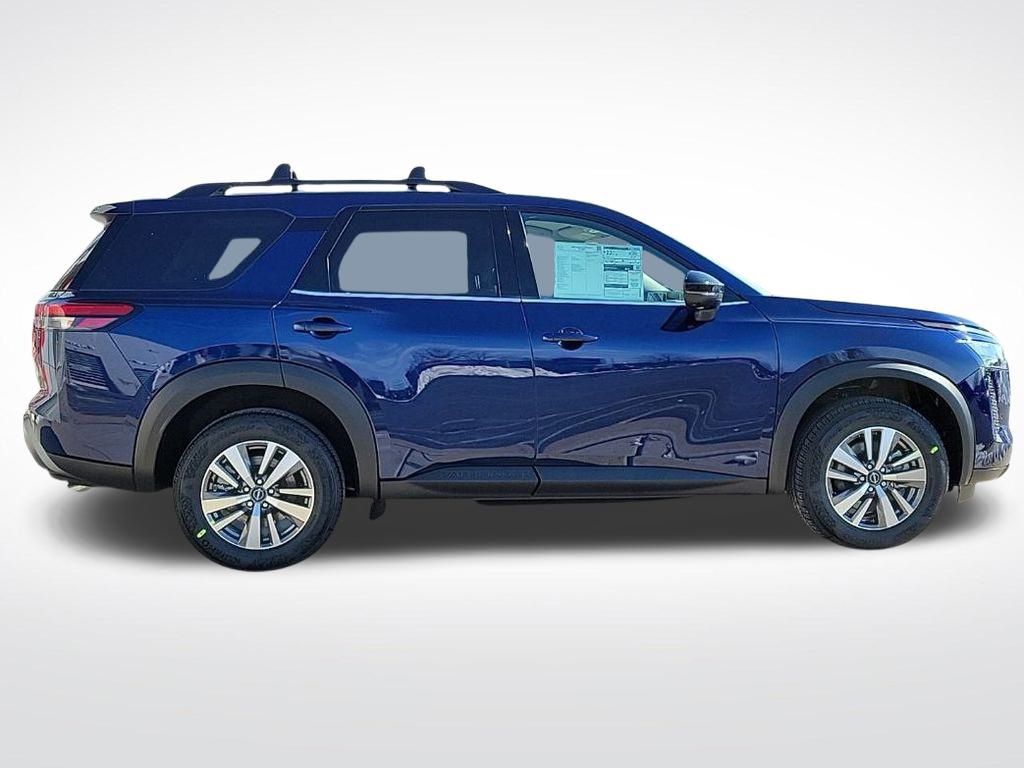 Thumbnail: 2026 Nissan Pathfinder - 5