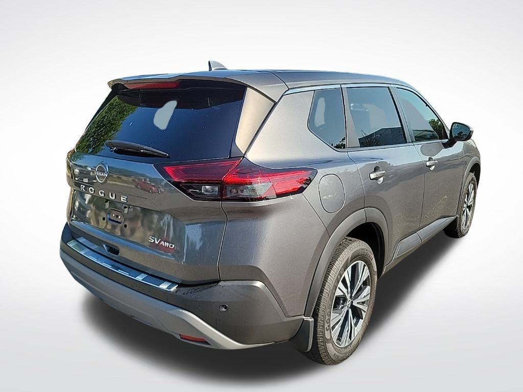 Thumbnail: 2022 Nissan Rogue - 5