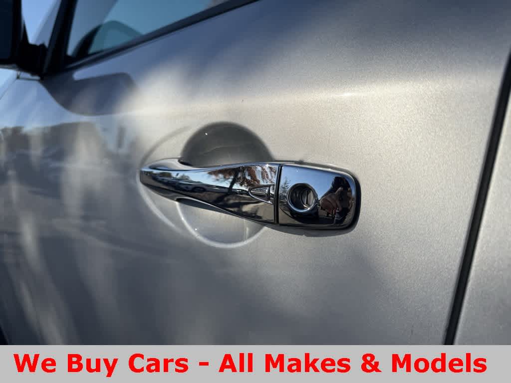 Thumbnail: 2015 Nissan Pathfinder - 10