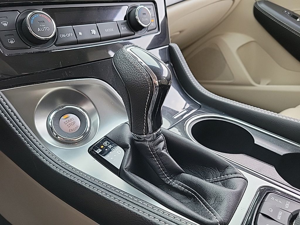 Thumbnail: 2023 Nissan Maxima - 25