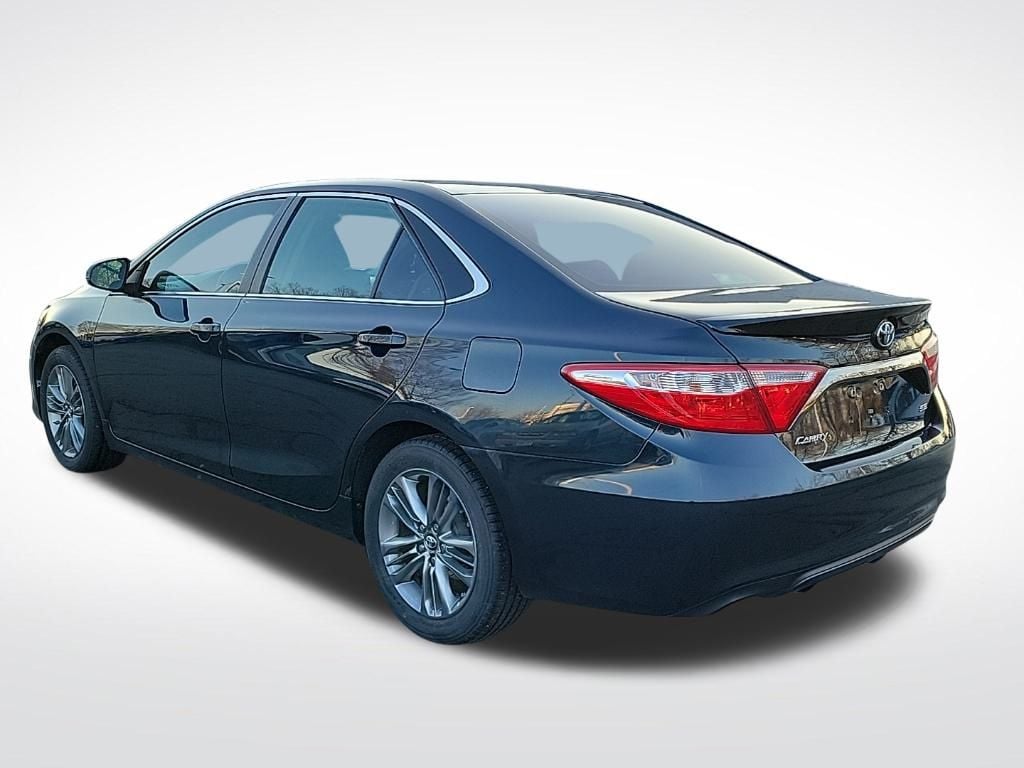 Thumbnail: 2017 Toyota Camry - 3