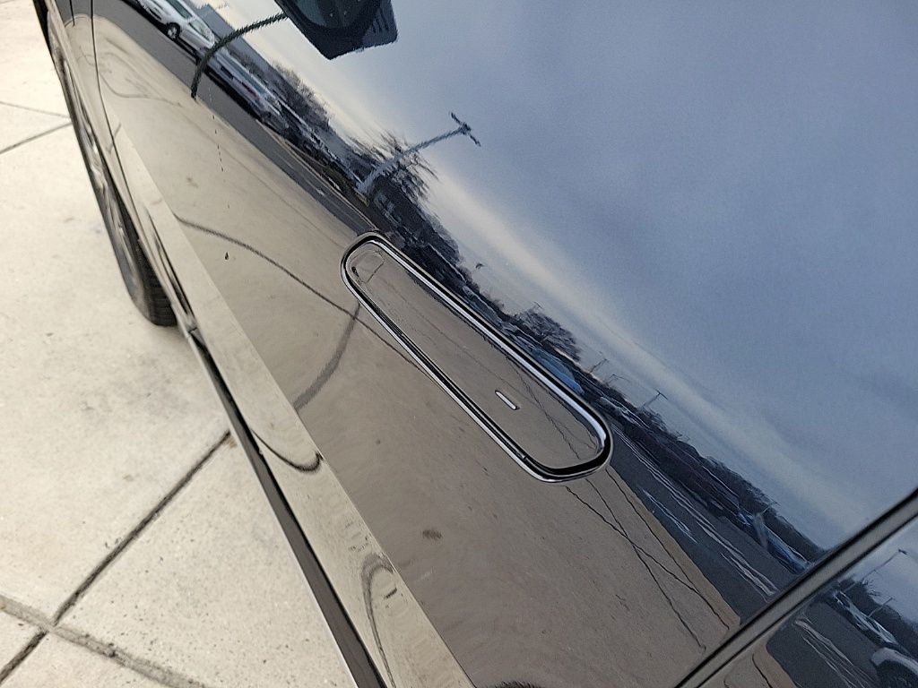 Thumbnail: 2022 Kia EV6 - 45