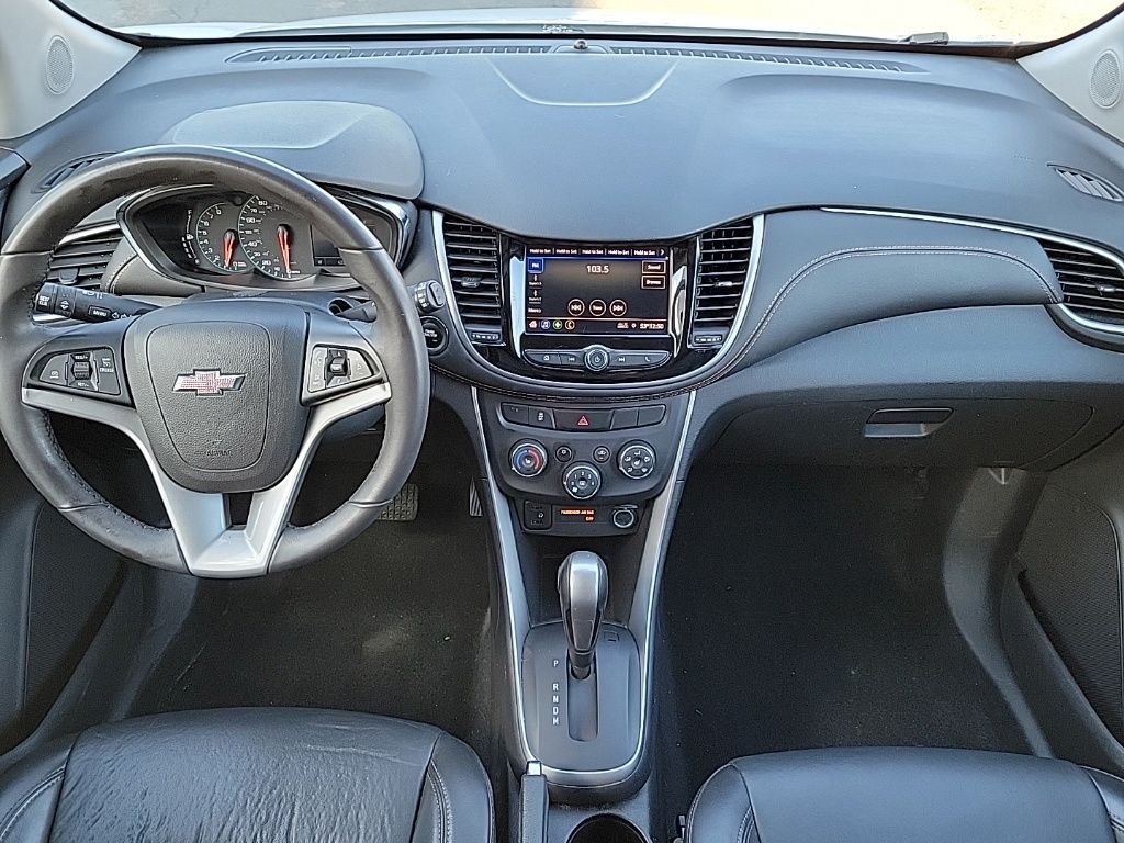 Thumbnail: 2021 Chevrolet Trax - 16