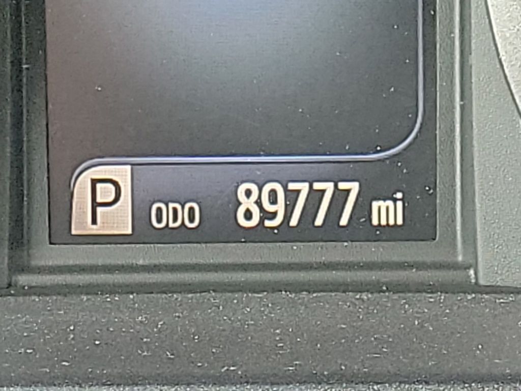 Thumbnail: 2017 Toyota Sienna - 29