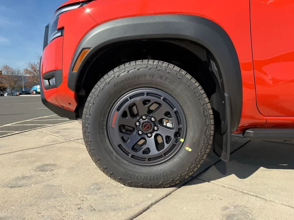 Thumbnail: 2025 Nissan Frontier - 9