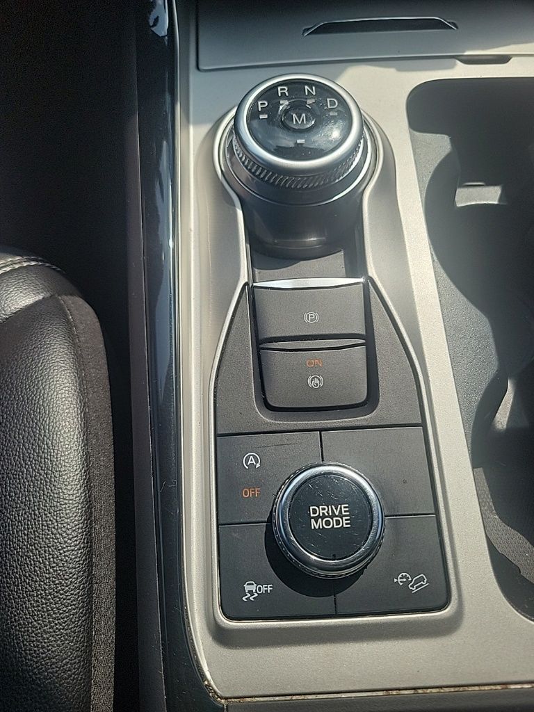 Thumbnail: 2022 Ford Explorer - 27