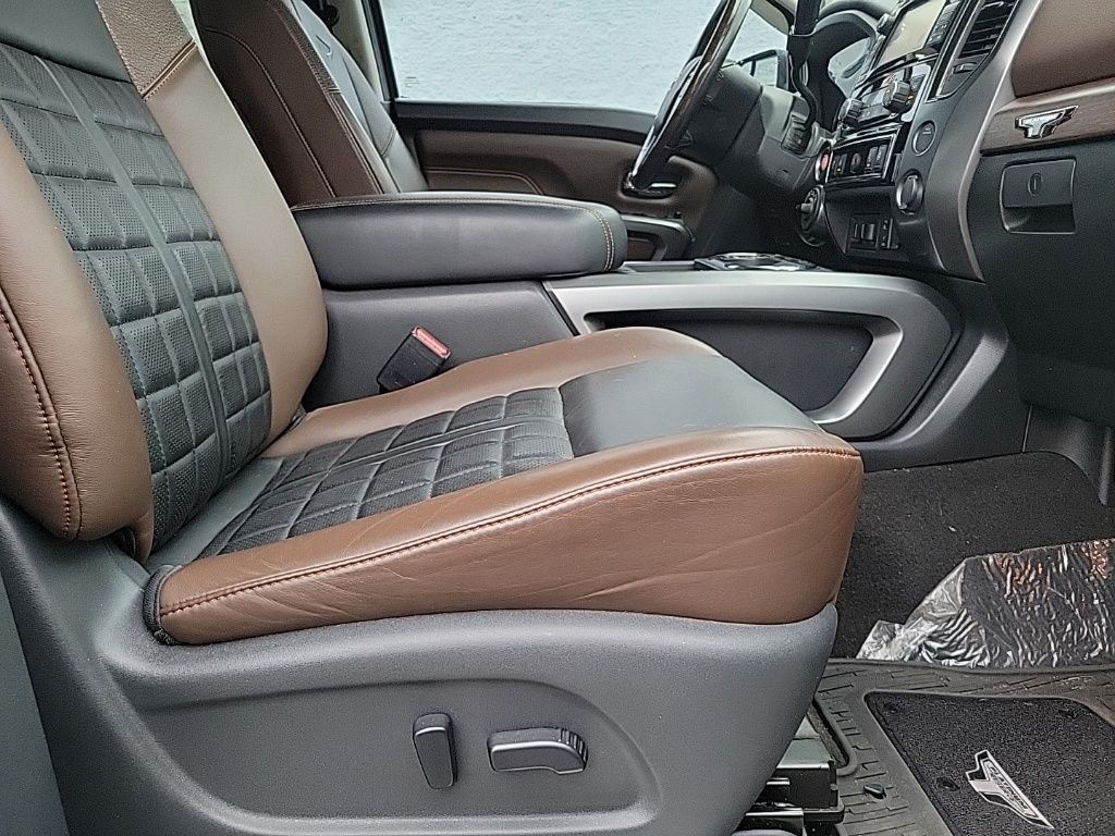 2018 Nissan Titan Platinum Reserve 15