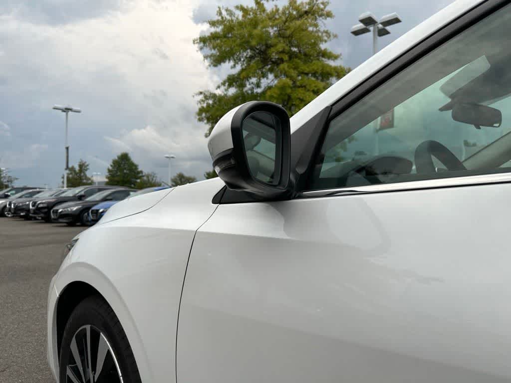 2025 Nissan Sentra SV 11