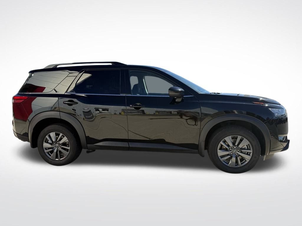 Thumbnail: 2024 Nissan Pathfinder - 7