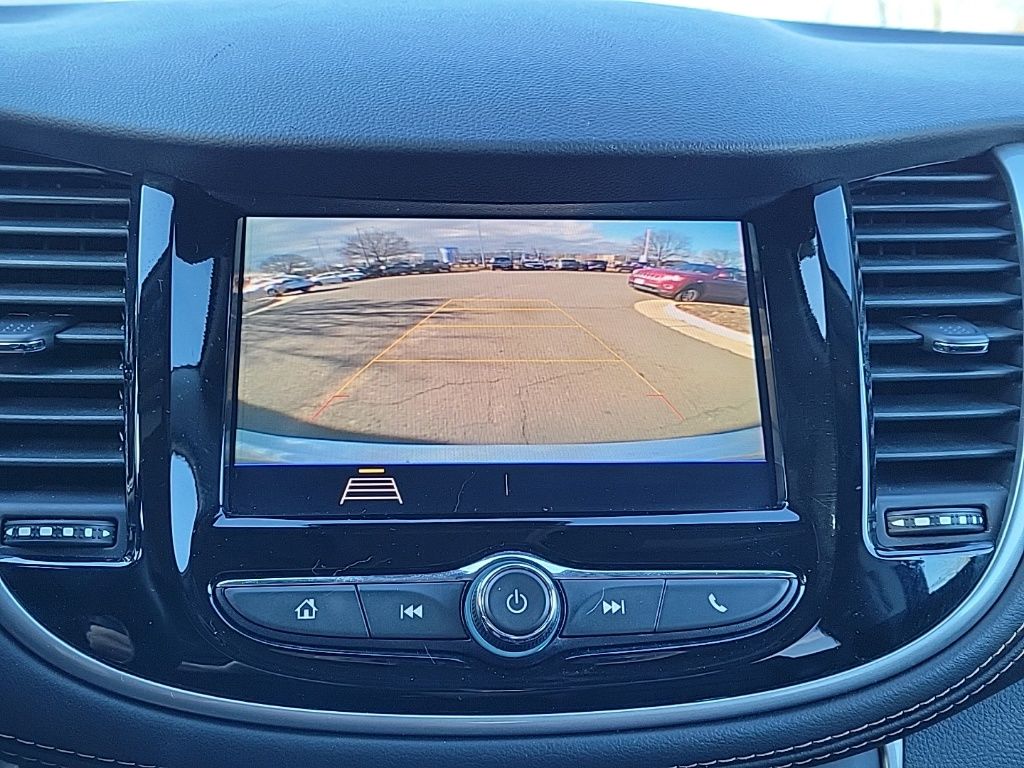 Thumbnail: 2021 Chevrolet Trax - 19