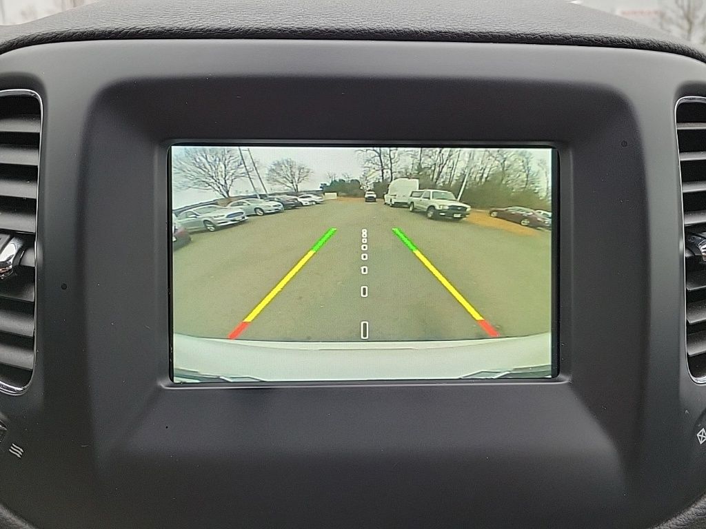 Thumbnail: 2018 Jeep Compass - 19