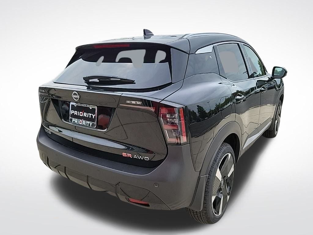 Thumbnail: 2025 Nissan Kicks - 5