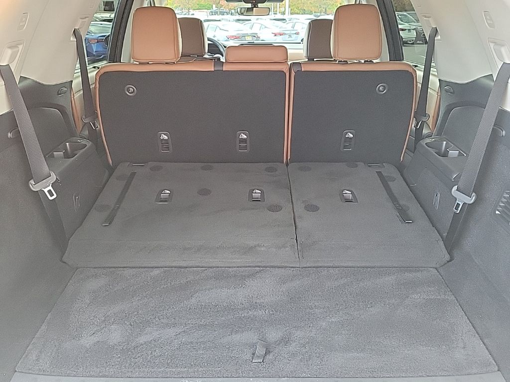 Thumbnail: 2023 Nissan Pathfinder - 33