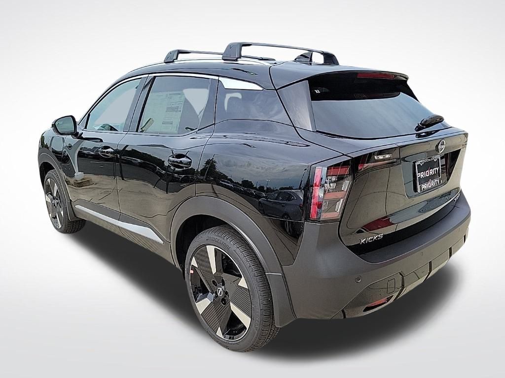 Thumbnail: 2026 Nissan Kicks - 3