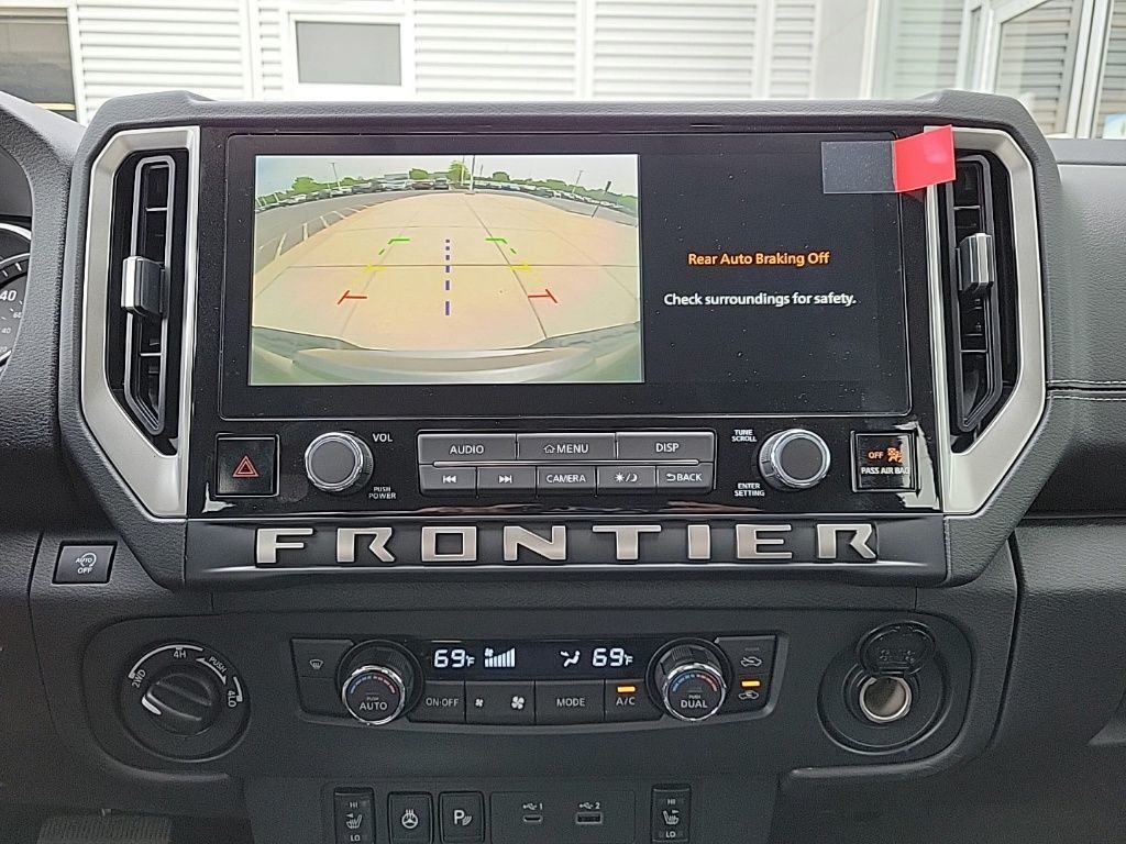 Thumbnail: 2026 Nissan Frontier - 23