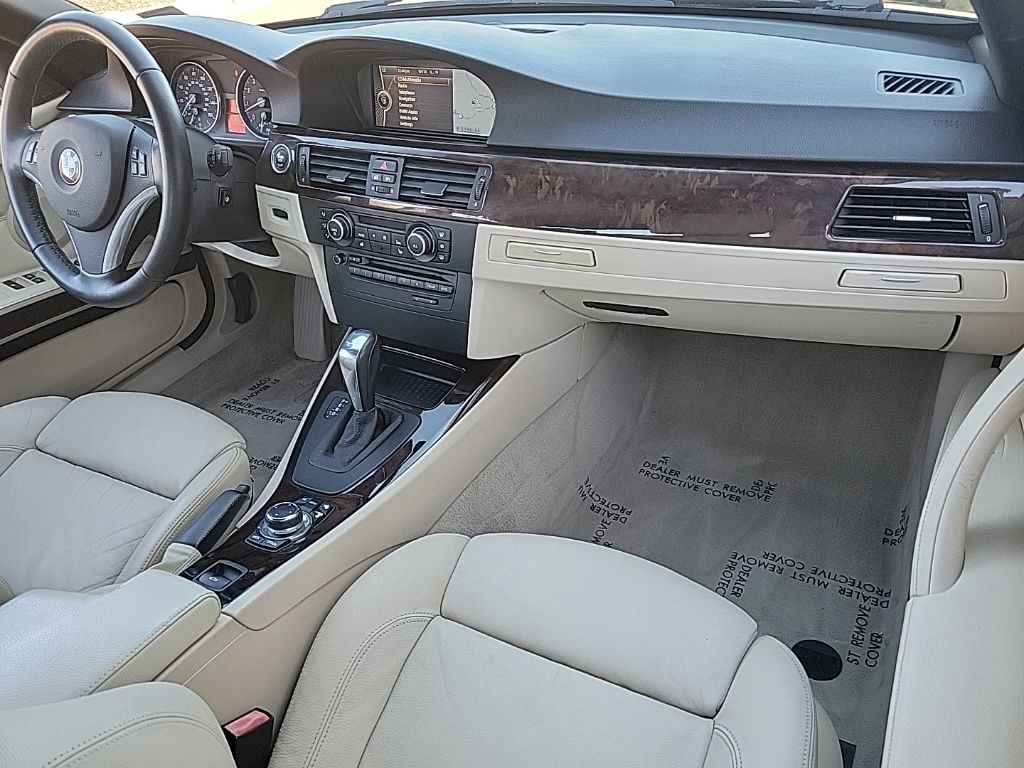 Thumbnail: 2011 BMW 3 Series - 14