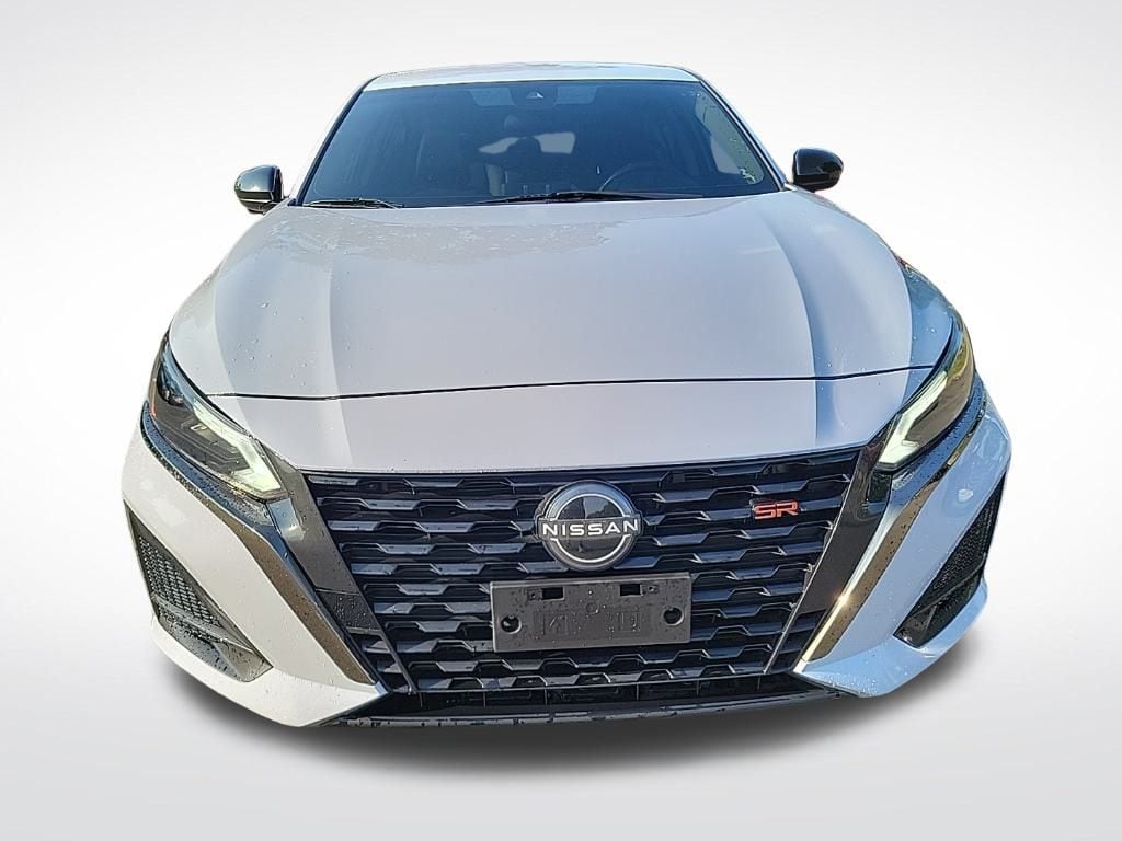 Thumbnail: 2023 Nissan Altima - 8