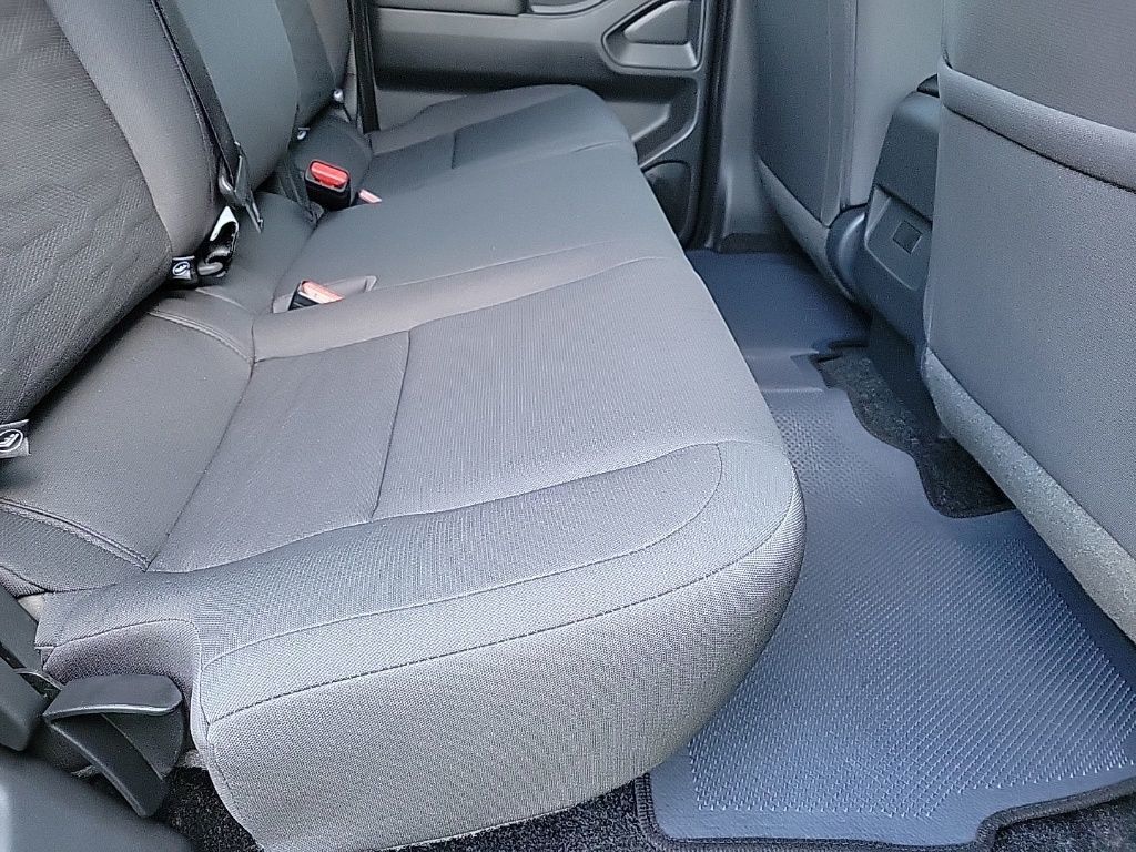 Thumbnail: 2026 Nissan Frontier - 17