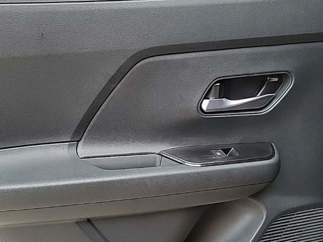 Thumbnail: 2026 Nissan Kicks - 23