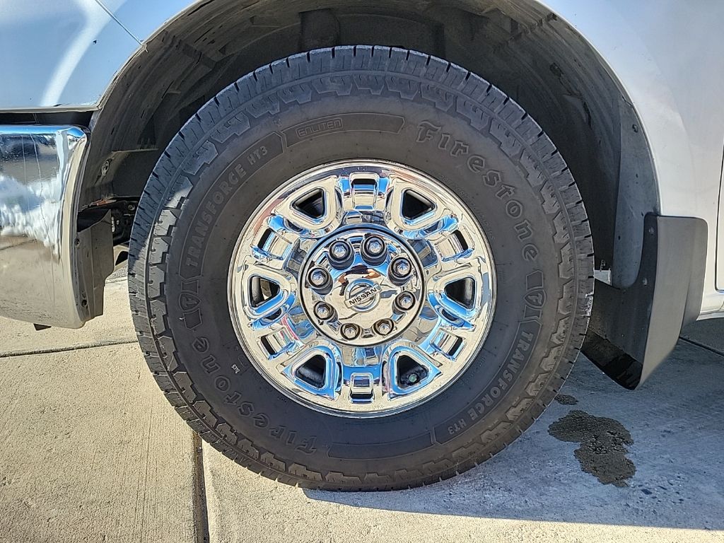 Thumbnail: 2016 Nissan NV - 10