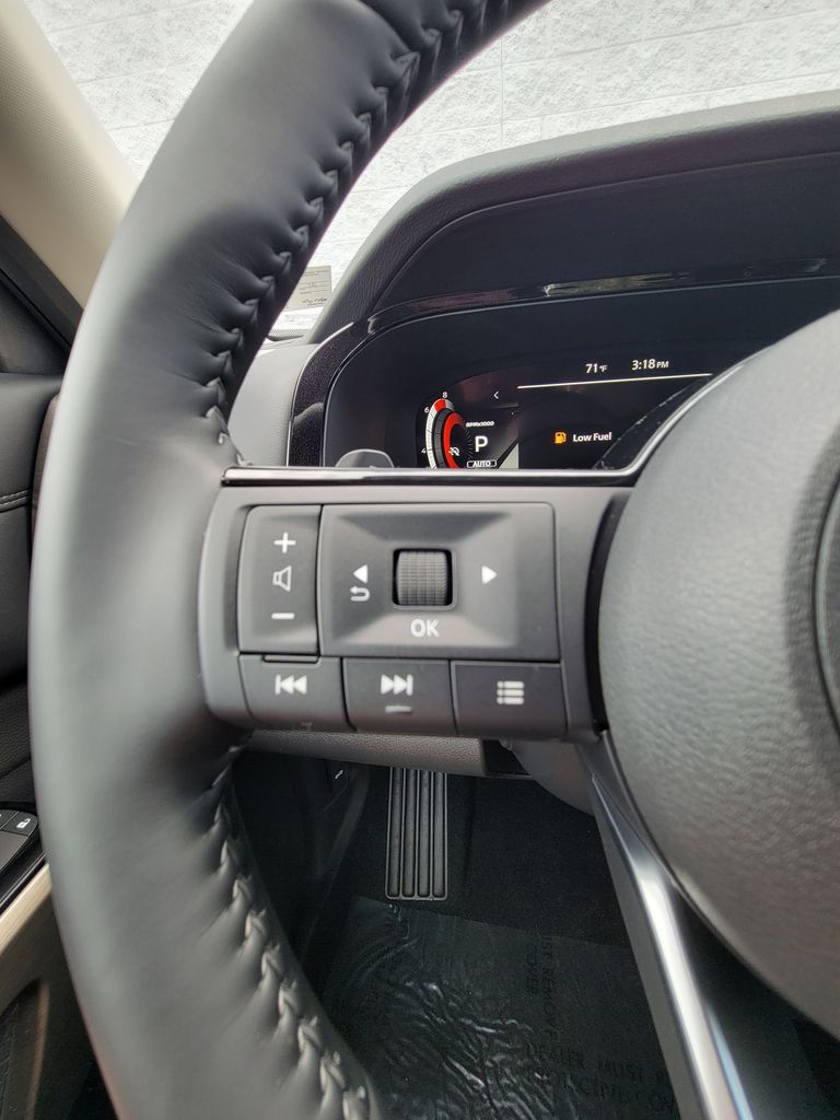 Thumbnail: 2025 Nissan Pathfinder - 33