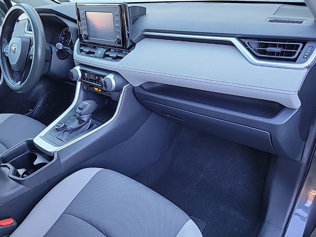 Thumbnail: 2019 Toyota RAV4 - 14