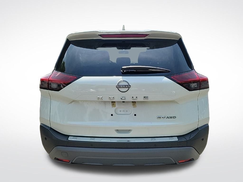 Thumbnail: 2022 Nissan Rogue - 4